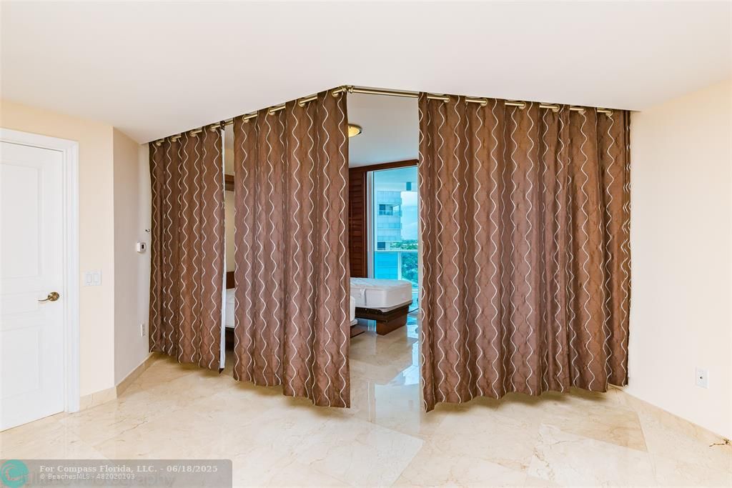 801 Briny Avenue, Unit 704 Pompano Beach, FL 33062 - Photo 30 of 48