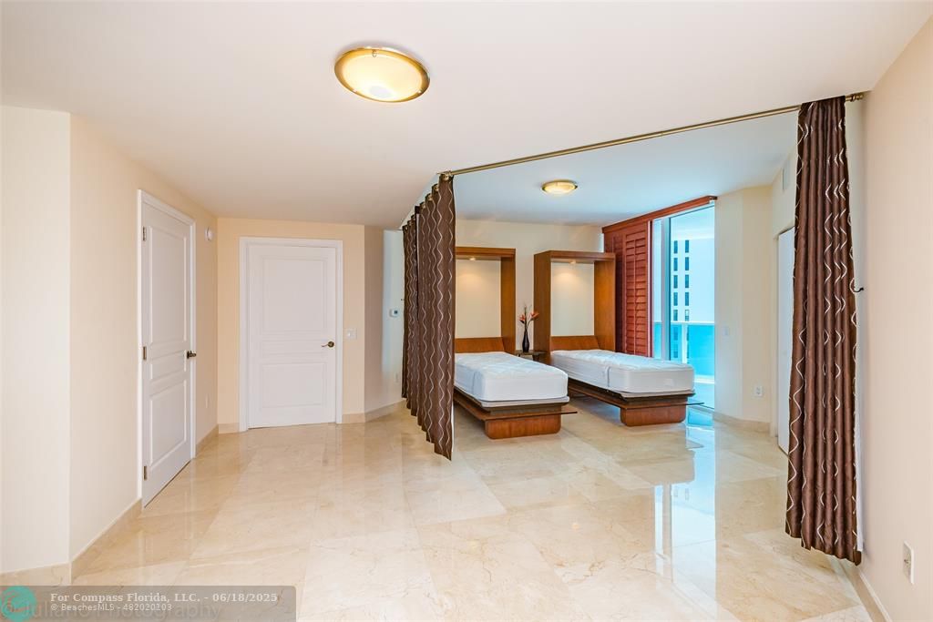801 Briny Avenue, Unit 704 Pompano Beach, FL 33062 - Photo 31 of 48