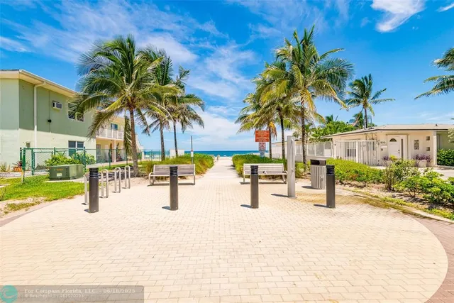 $10,500 | 801 Briny Avenue, Unit 704, Pompano Beach, FL 33062