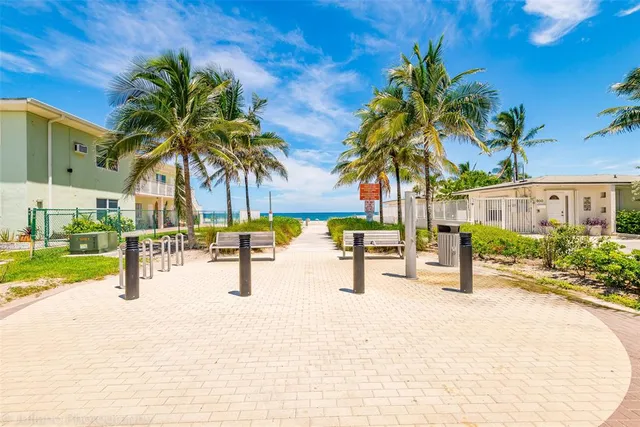 $10,500 | 801 Briny Avenue, Unit 704, Pompano Beach, FL 33062