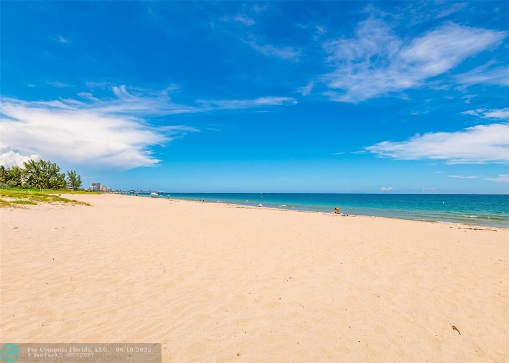 801 Briny Avenue, Unit 704 Pompano Beach, FL 33062 - Photo 46 of 48