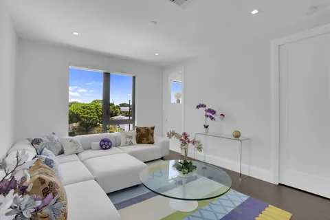 $4,650,000 | 234 Northeast 4th Street, Boca Raton, FL 33432