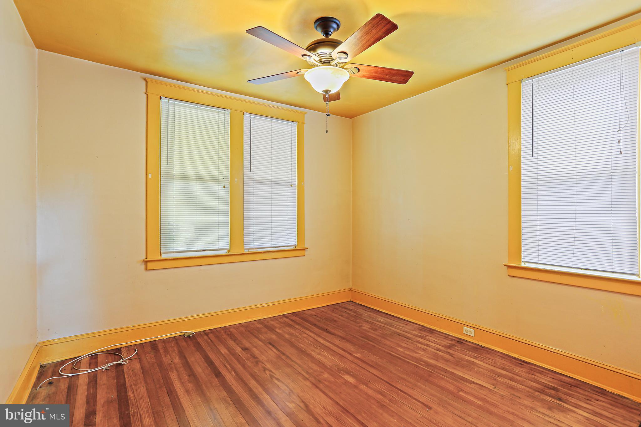 63 Edmondson Ridge Road Catonsville, MD 21228 - Photo 21 of 30 MAIN LEVEL BEDROOM #2