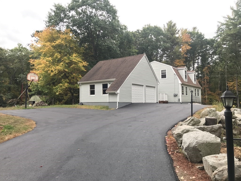 54 Turner Road Charlton, MA 01507 - Photo 4 of 42 Gallery Image 4