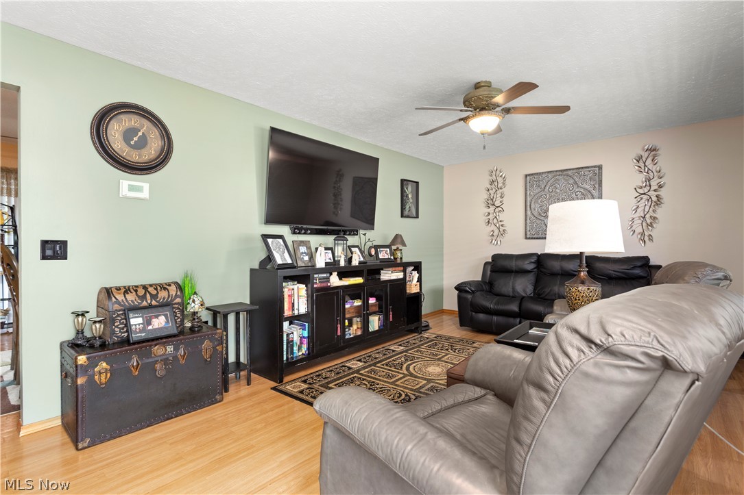 45289 Old Middle Ridge Road Amherst, OH 44001 - Photo 4 of 30 Gallery Image 4