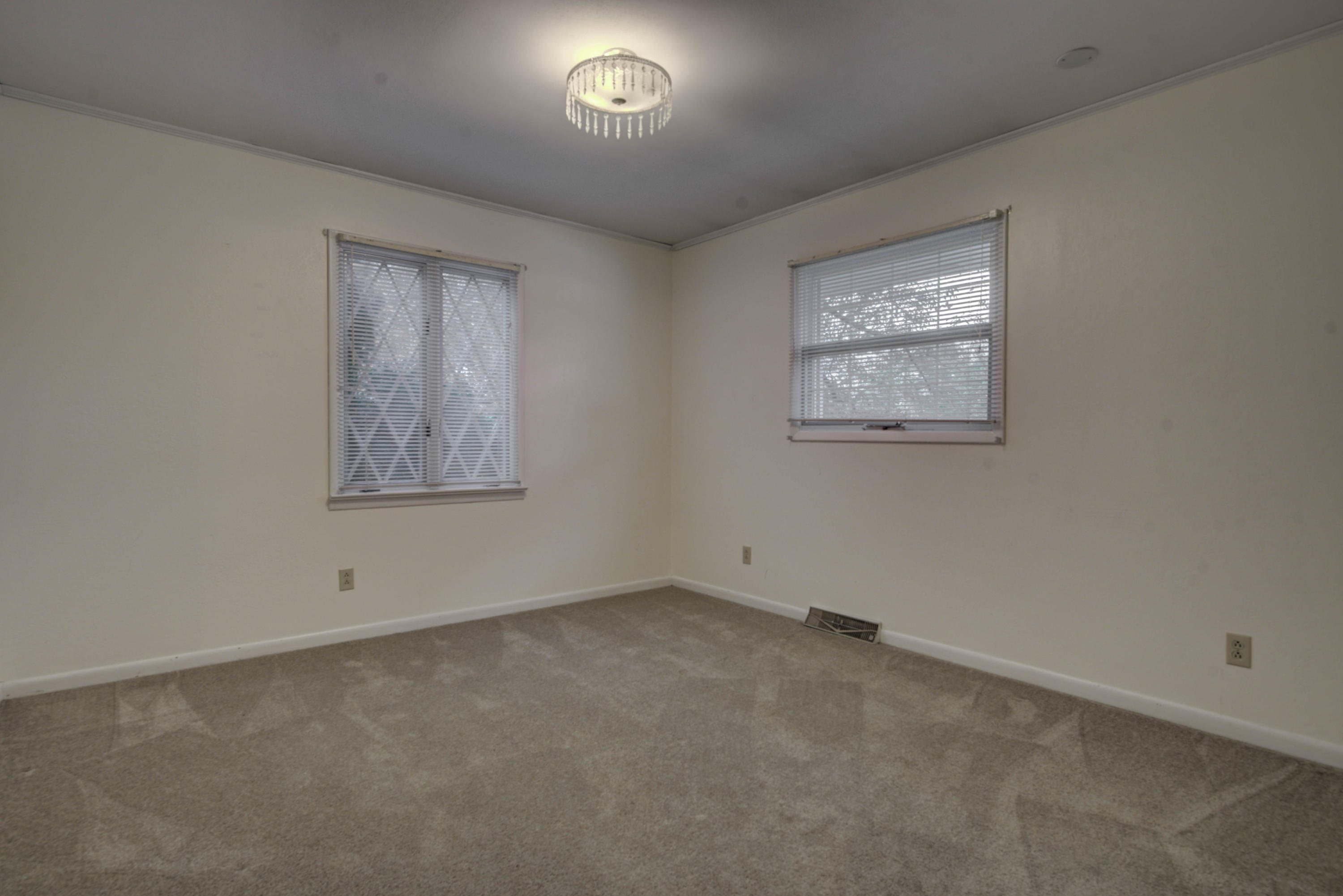 101 Case Lane Oak Ridge, TN 37830 - Photo 17 of 38 17