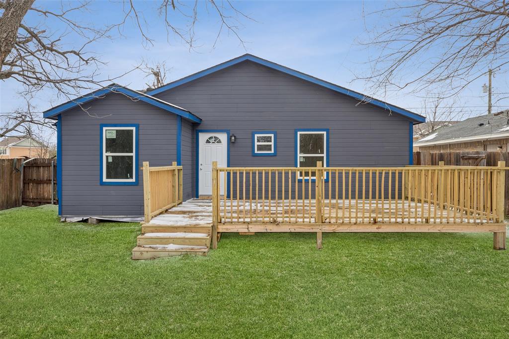 3847 Stalcup Road Fort Worth, TX 76119 - Photo 29 of 30 a front view of a house with a yard