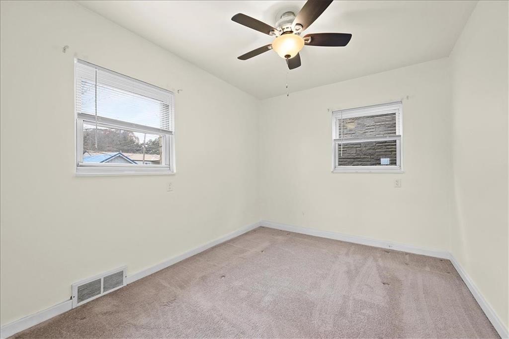 1812 Ridge Avenue Coraopolis, PA 15108 - Photo 14 of 25 Gallery Image 14