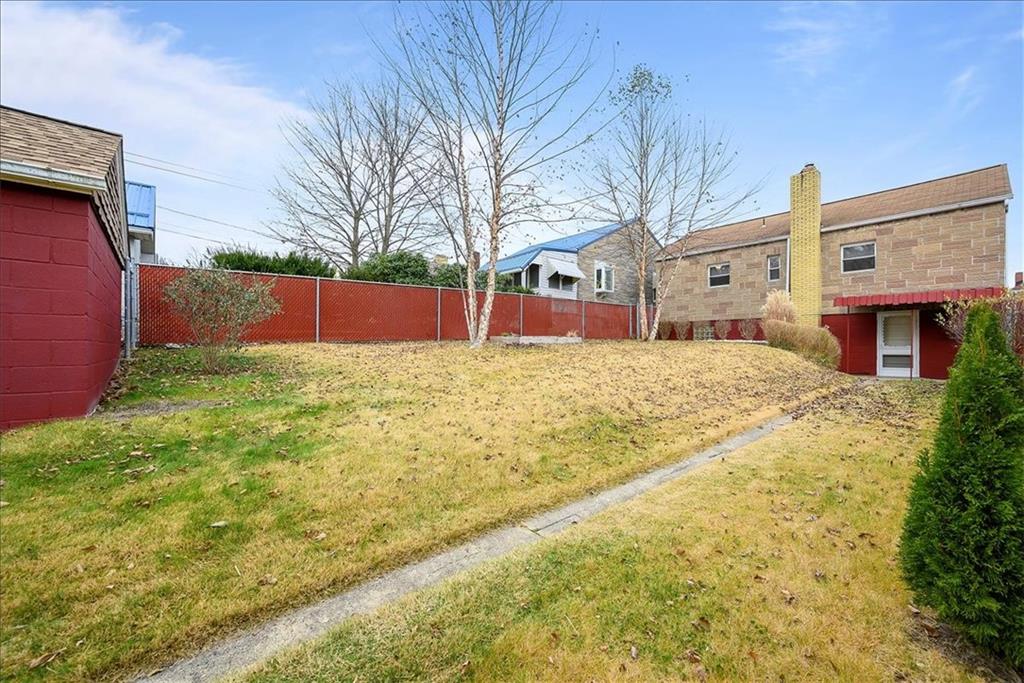 1812 Ridge Avenue Coraopolis, PA 15108 - Photo 22 of 25 Gallery Image 22