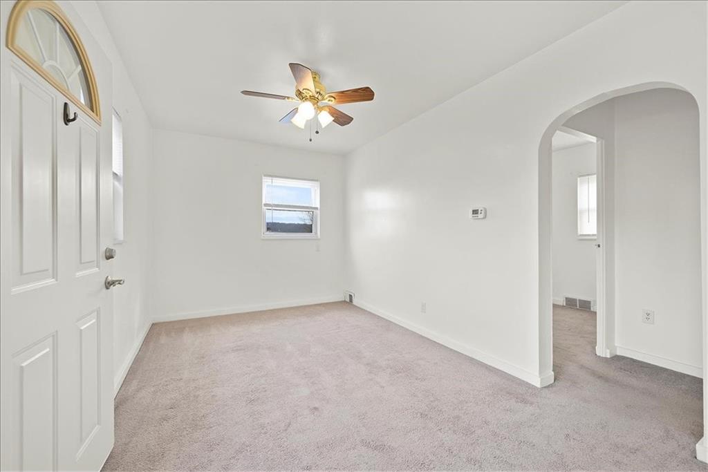 1812 Ridge Avenue Coraopolis, PA 15108 - Photo 5 of 25 Gallery Image 5