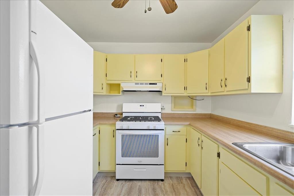 1812 Ridge Avenue Coraopolis, PA 15108 - Photo 7 of 25 Gallery Image 7