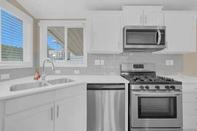 $280,000 | 8661 Winter Gardens Drive, Unit 92, Lakeside, CA 92040