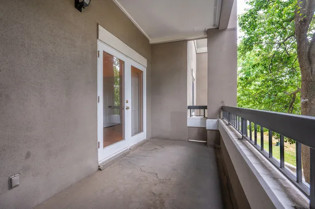 a view of an empty room with window