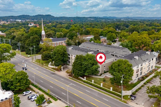 $585,000 | 3818 West End Avenue, Unit 204, Nashville, TN 37205