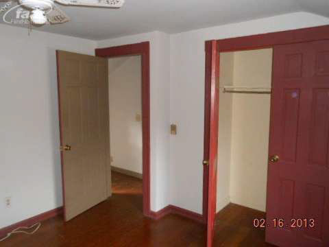 1083 East Baldwin Road Fenton, MI 48430 - Photo 17 of 25 20344083-16.JPG