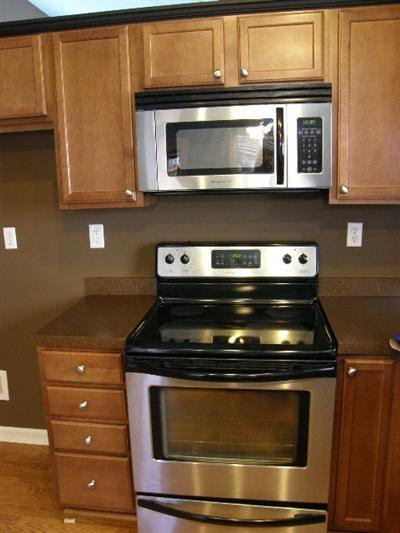 3681 Beaten Path Lexington, KY 40509 - Photo 6 of 15 Stainless Steel range, dishwasher, and m