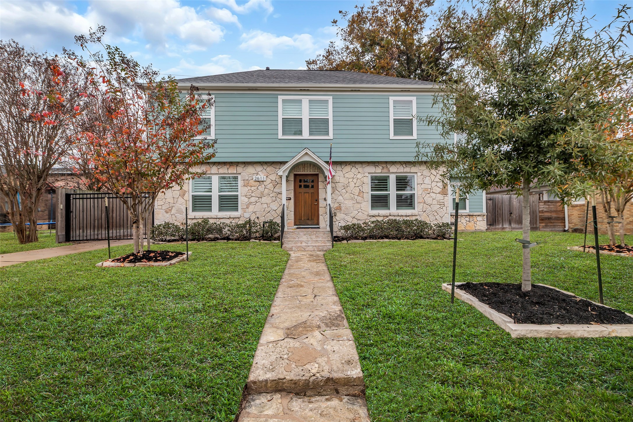 Welcome to 2611 Ruth Street!