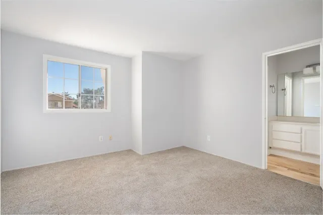 $4,650 | 9244 Calle De Vista Oeste, San Diego, CA 92129