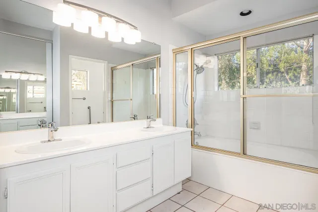 $4,650 | 9244 Calle De Vista Oeste, San Diego, CA 92129