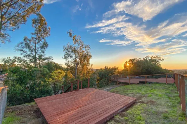 $4,650 | 9244 Calle De Vista Oeste, San Diego, CA 92129