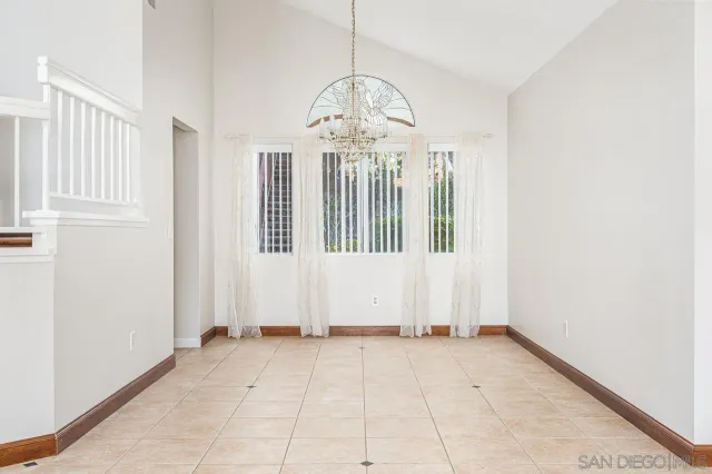 $4,650 | 9244 Calle De Vista Oeste, San Diego, CA 92129