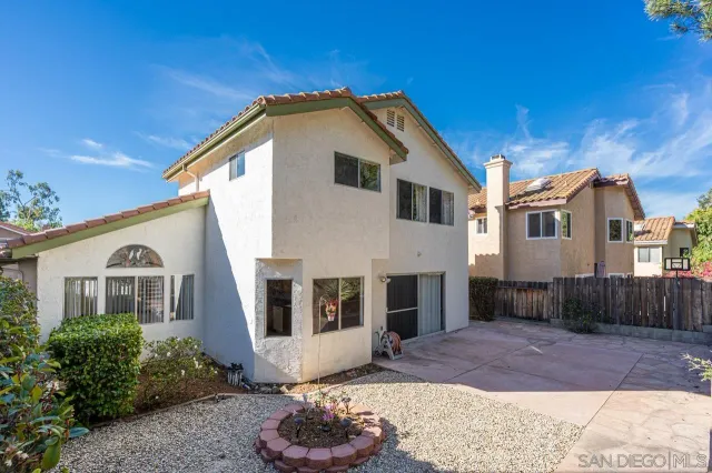 $4,650 | 9244 Calle De Vista Oeste, San Diego, CA 92129