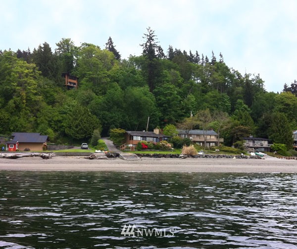 13933 Southwest Madrona Road Vashon, WA 98070 - Photo 1 of 1 Gallery Image 1