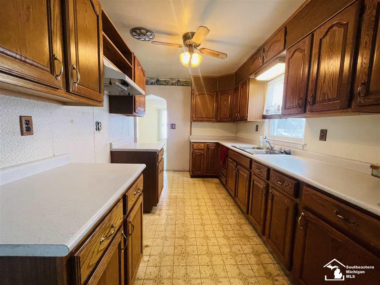 3300 East Labo Road Carleton, MI 48117 - Photo 3 of 14 50064947-2.JPG