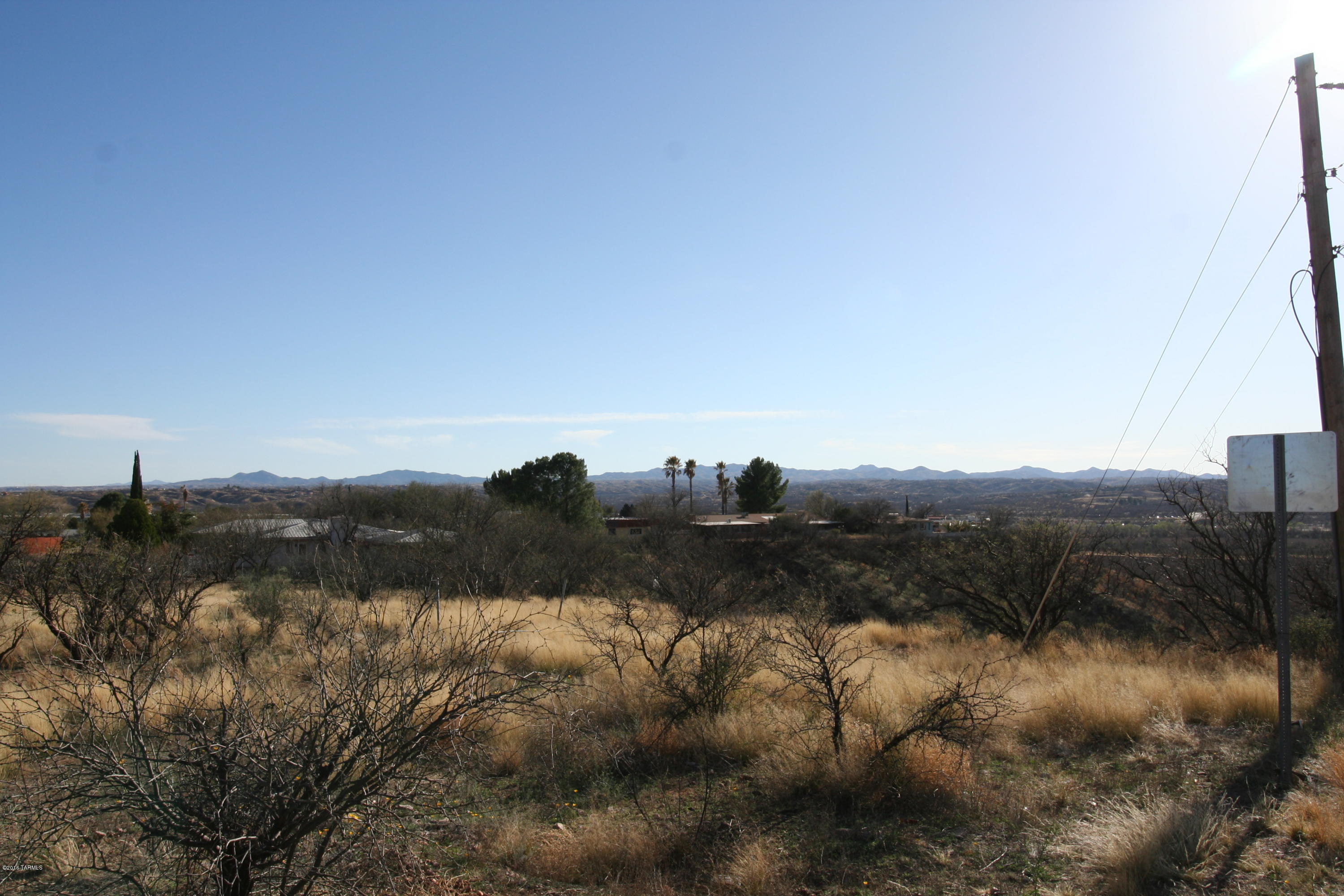 418 Willow Drive Rio Rico, AZ 85648 - Photo 4 of 9