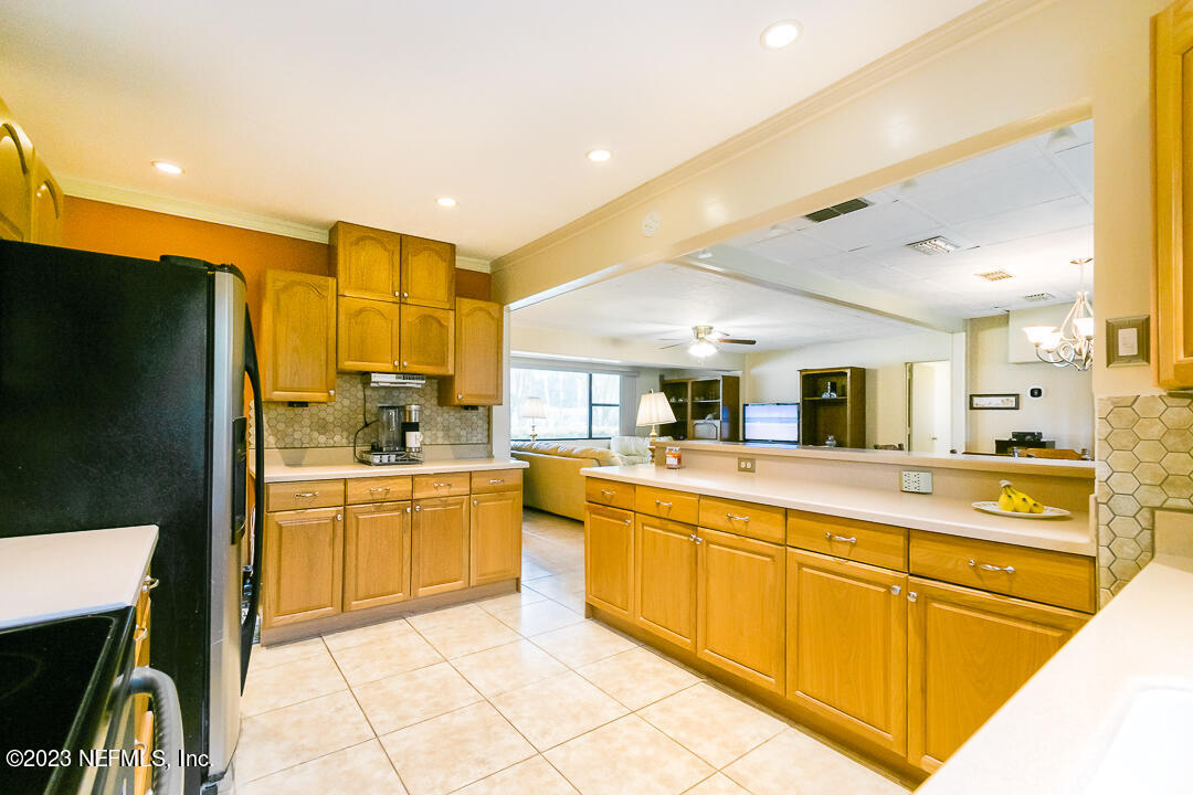 1128 Nightingale Road Jacksonville, FL 32216 - Photo 11 of 18 kitchen 3
