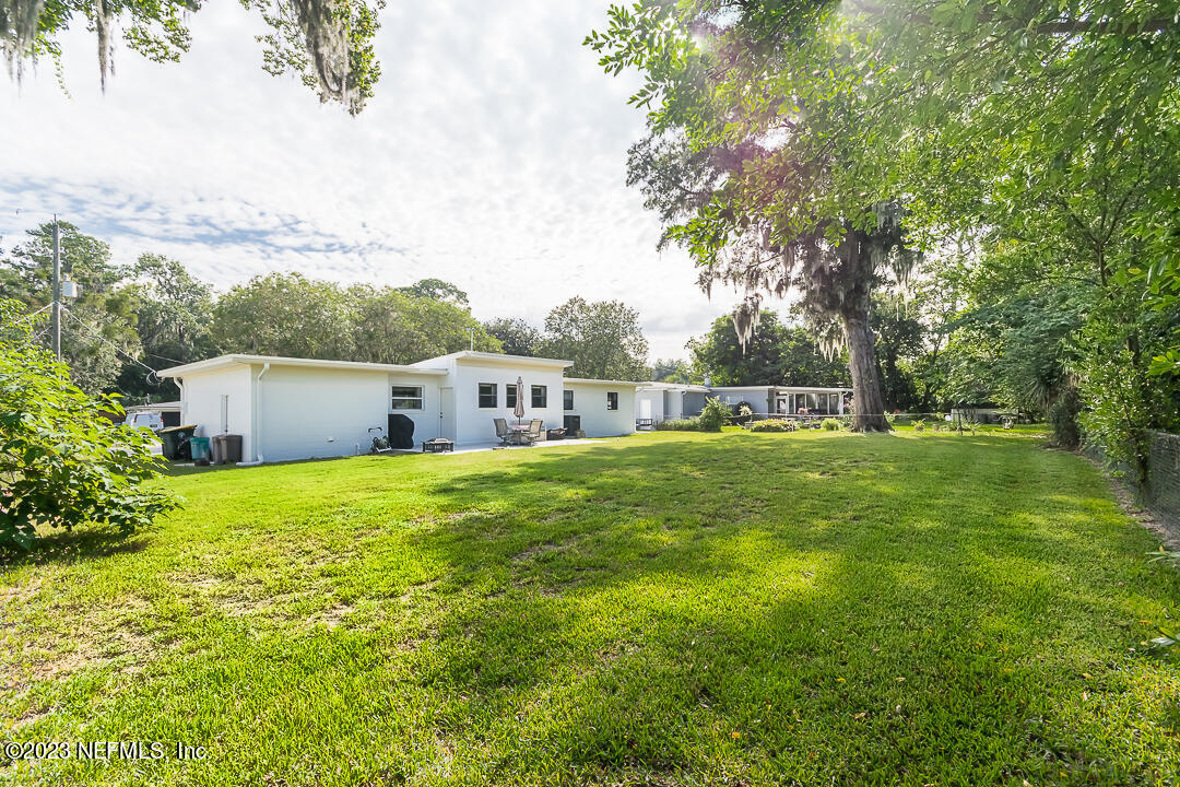 1128 Nightingale Road Jacksonville, FL 32216 - Photo 17 of 18 large back yard