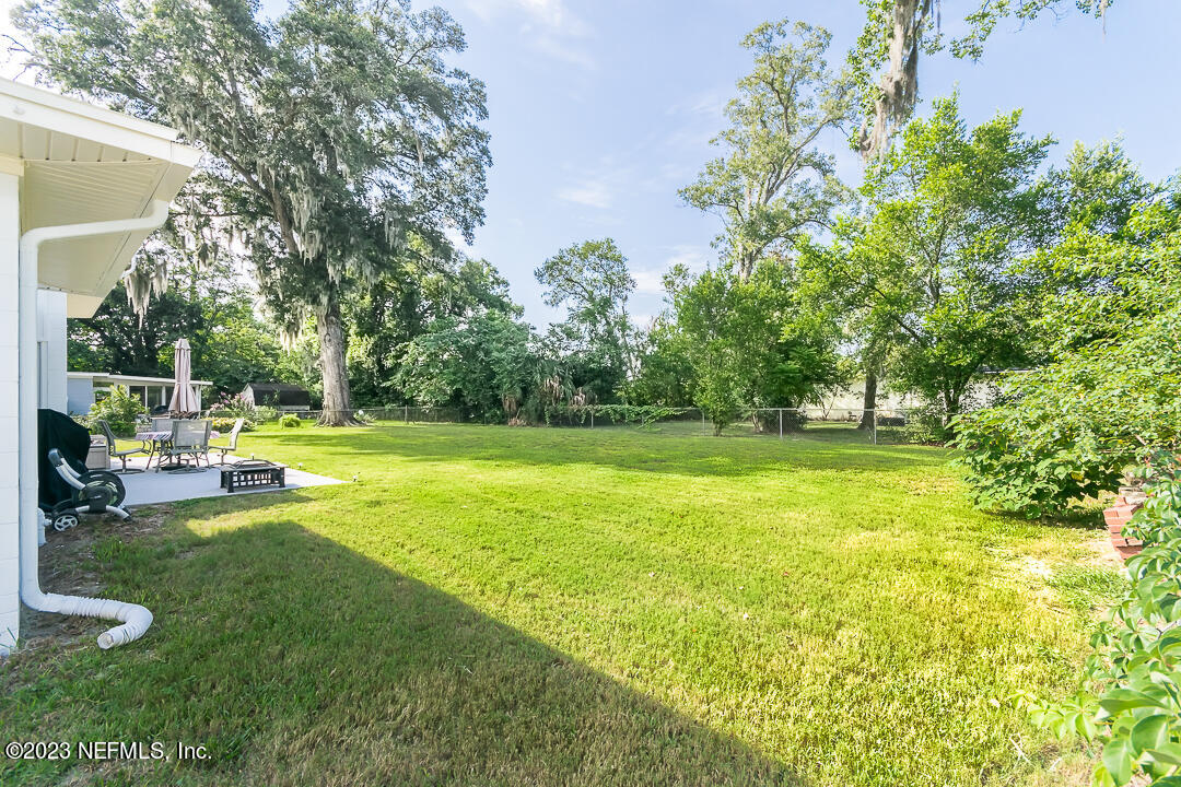 1128 Nightingale Road Jacksonville, FL 32216 - Photo 18 of 18 plenty of room to add on or add pool