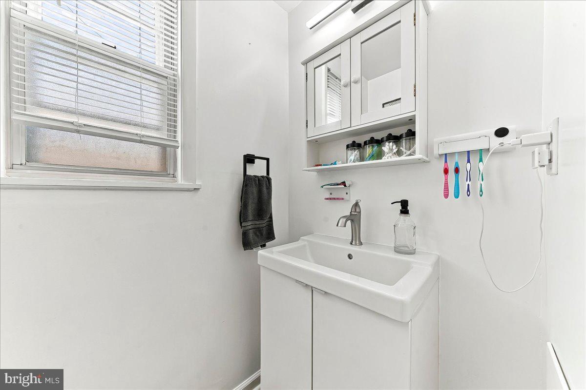 229 Haller Road Ridley Park, PA 19078 - Photo 14 of 25 Gallery Image 14