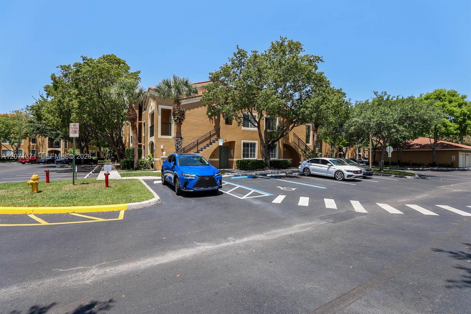 8050 North Nob Hill Road, Unit 106 Tamarac, FL 33321 - Photo 33 of 39 Gallery Image 33