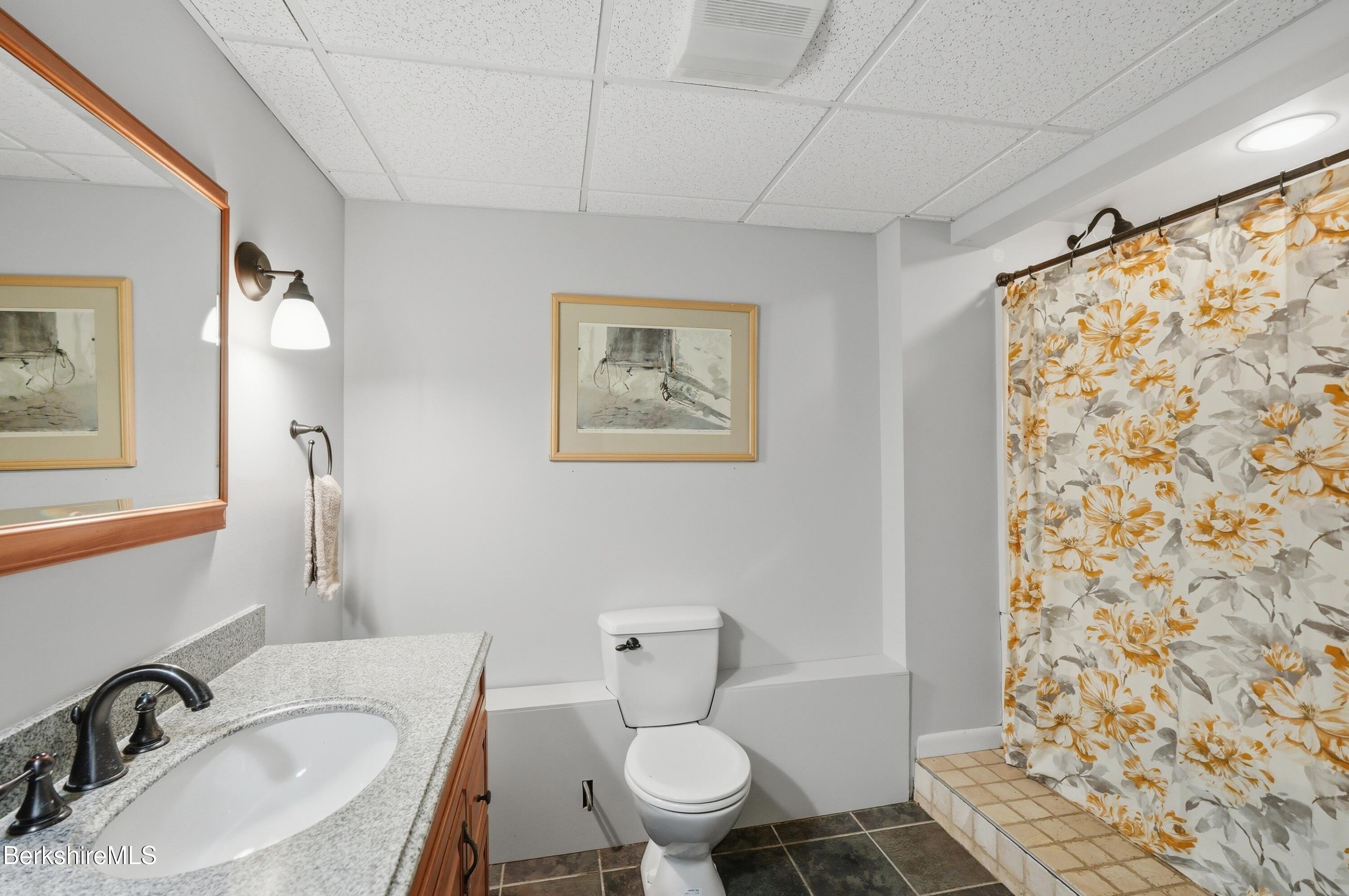 92 Ridge Avenue Pittsfield, MA 01201 - Photo 30 of 42 CAD05423