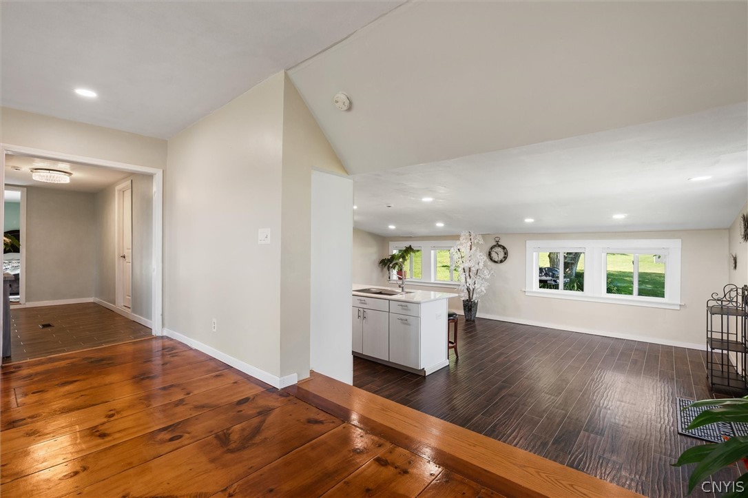 1631 Albring Road Skaneateles, NY 13152 - Photo 11 of 50