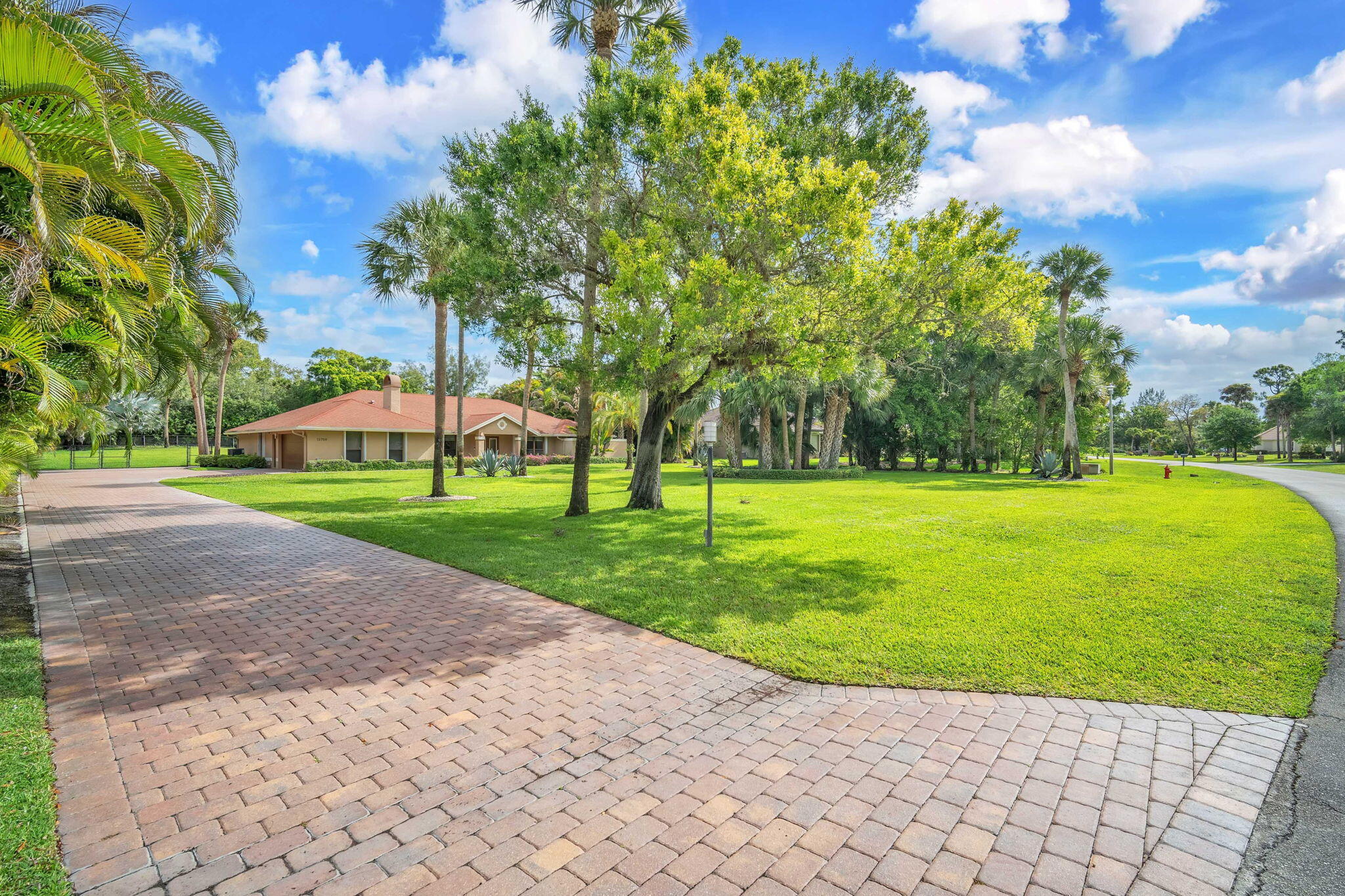 13759 Doubletree Trail Wellington, FL 33414 - Photo 1 of 76 1-web-or-mls-DSC04350