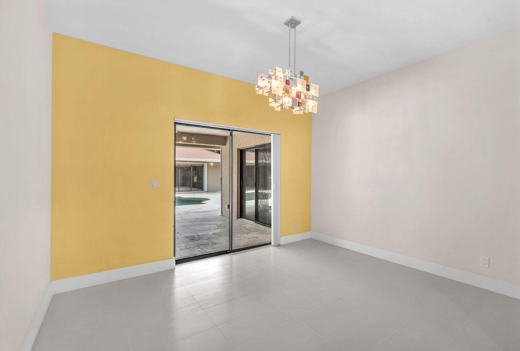13759 Doubletree Trail Wellington, FL 33414 - Photo 38 of 76 a view of a livingroom with a chandelier