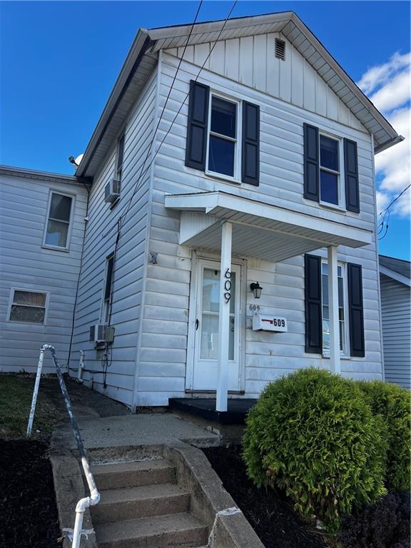 609 Addison Street Washington, PA 15301 - Photo 2 of 13 Gallery Image 2