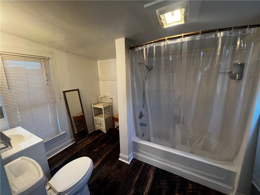 609 Addison Street Washington, PA 15301 - Photo 9 of 13 bathroom