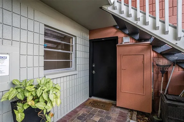 $1,750 | 2424 West Tampa Bay Boulevard, Unit I103, Tampa, FL 33607