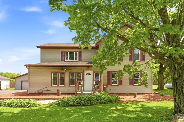 $285,000 | N5460 Collier Road, New London, WI 54961