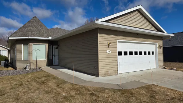 $324,900 | 165 Cardinal Lane, Clearwater, MN 55320