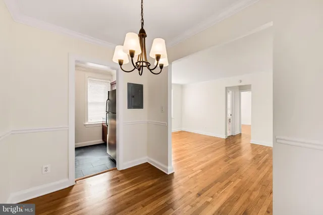 $2,000 | 922 South Washington Street, Unit 306, Alexandria, VA 22314