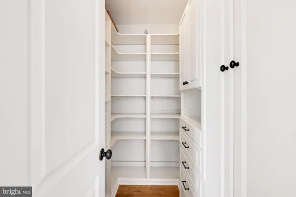a view of a walk in closet