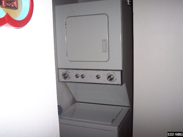 2940 Tierra Verde West, Unit UPPR Reno, NV 89512 - Photo 4 of 7 Photo 4