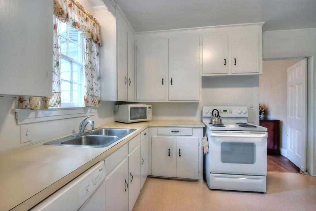 409 North Purdy Street Sumter, SC 29150 - Photo 13 of 30 Gallery Image 13
