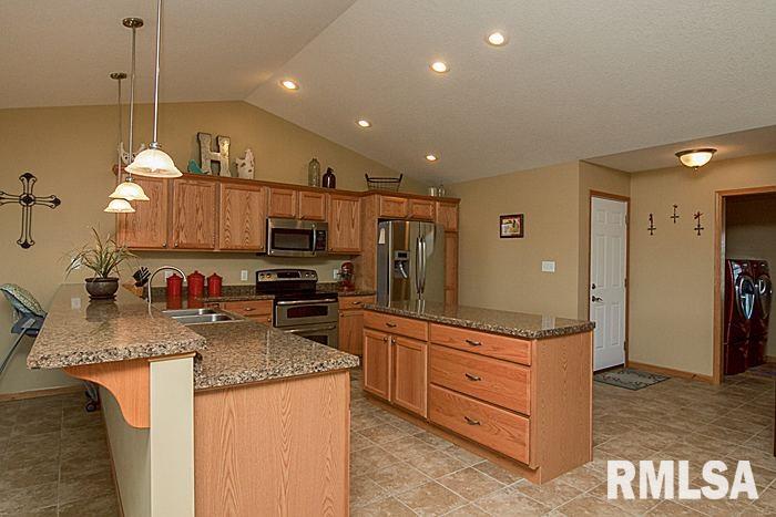 16764 Hunters Ridge Road Fulton, IL 61252 - Photo 5 of 22