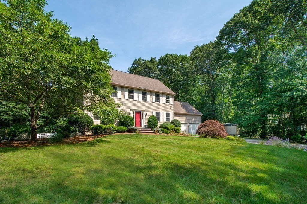 107 Old Forge Road Scituate, MA 02066 - Photo 2 of 40 Gallery Image 2