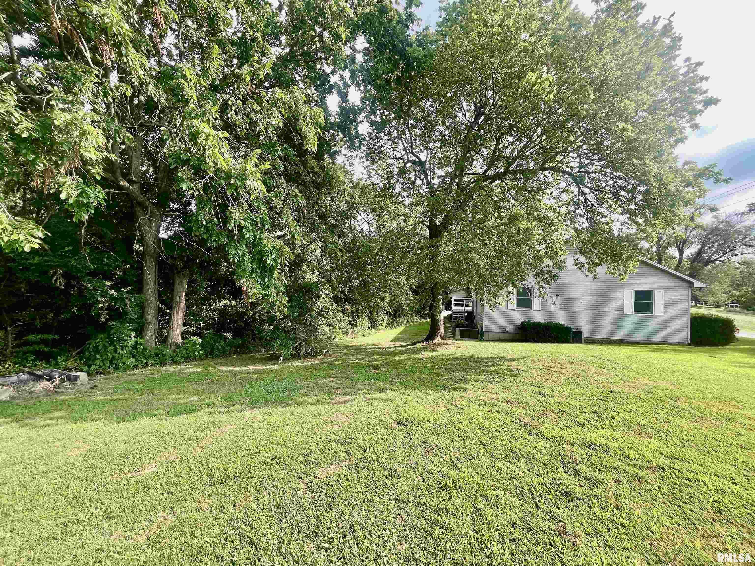 5499 Old Marion Road Metropolis, IL 62960 - Photo 8 of 38